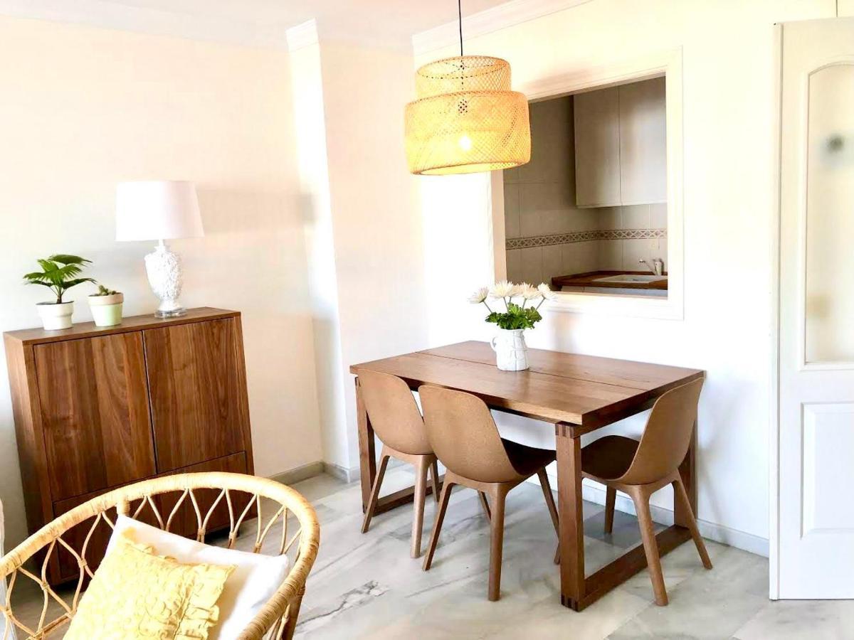 Inspiring Apartment In Carihuela Beach Τορρεμολίνος Εξωτερικό φωτογραφία