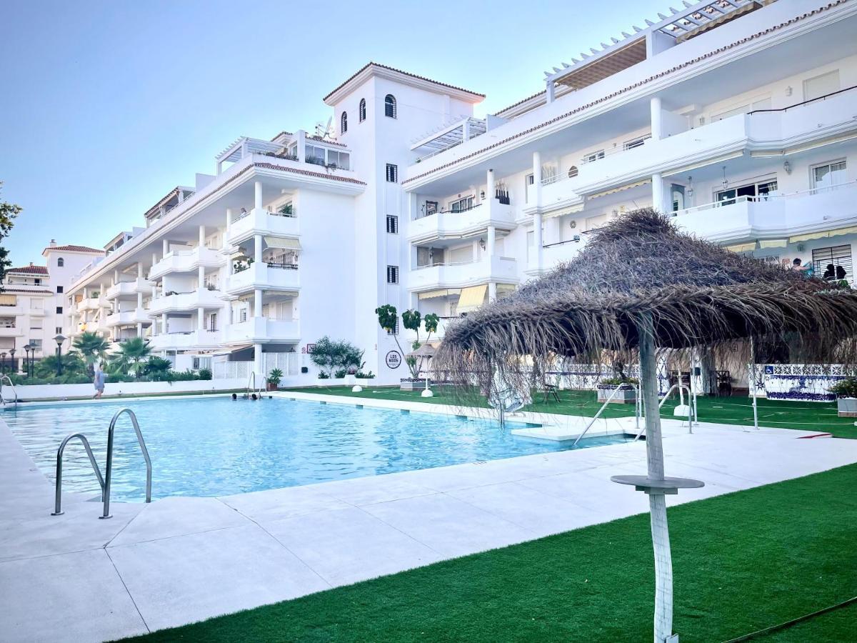 Inspiring Apartment In Carihuela Beach Τορρεμολίνος Εξωτερικό φωτογραφία